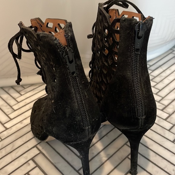 Lazer cut leather lace up bootie heals - Picture 6 of 6
